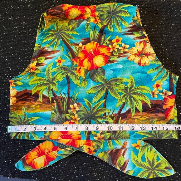 Tropical Floral play suit (tie-front top & shorts) - Picture 12 of 13